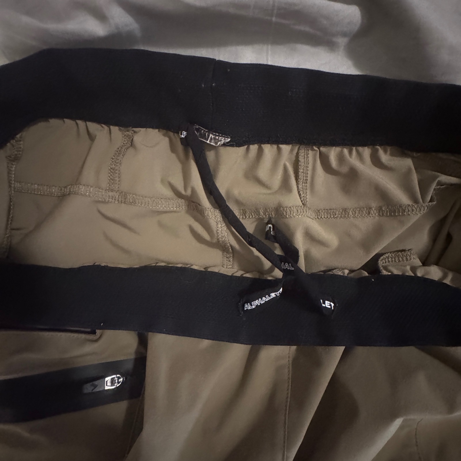 Alphalete Stride Tech Joggers Khaki Men's M/L Lightweight Athletic Tapered — image 6 of 8